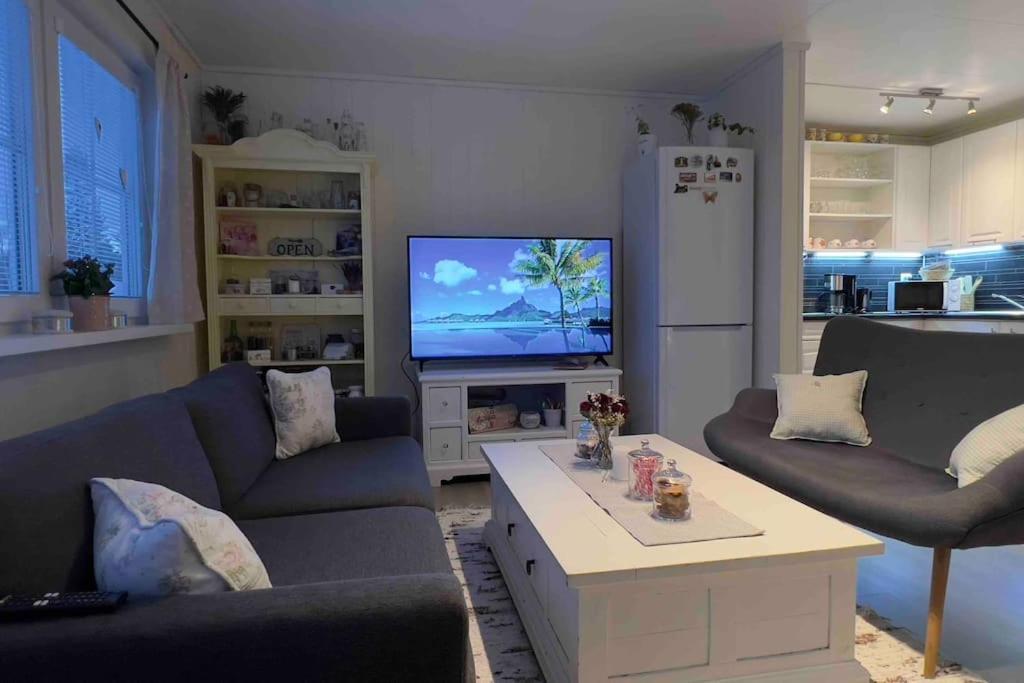 Marta'S Home-Cozy Appartment Near The Airport Andselv Екстериор снимка